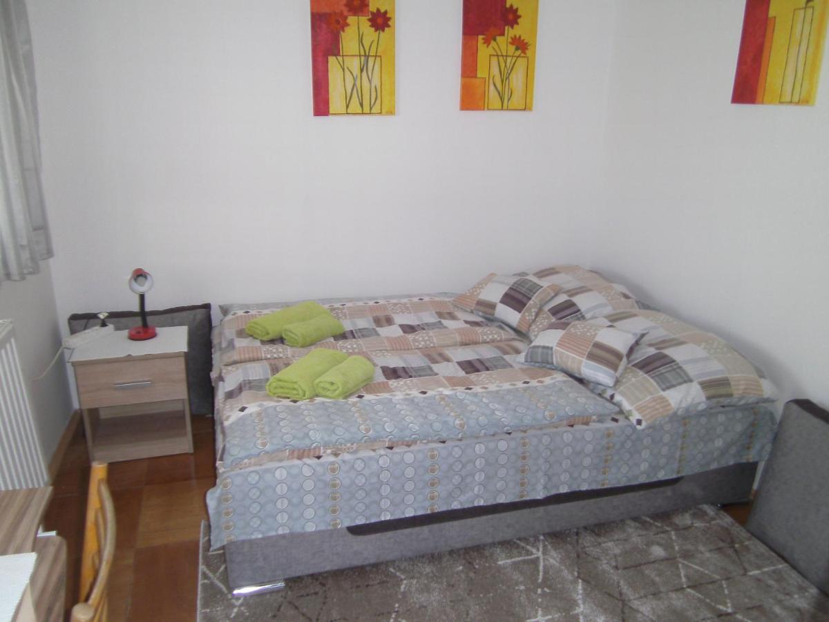 Apartman Ludmila Huncovce Экстерьер фото